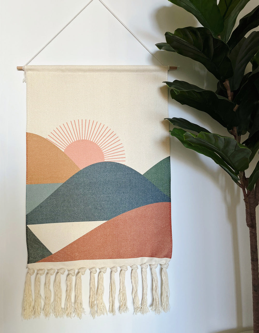 Handmade Macrame Hanging Wall Decor Art/Wall Hanging Woven Tapestry/Woven Macrame Home Decoration Gift/ Bright Color Wall decoration